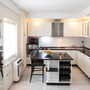Down Town Center Apartment Tirana