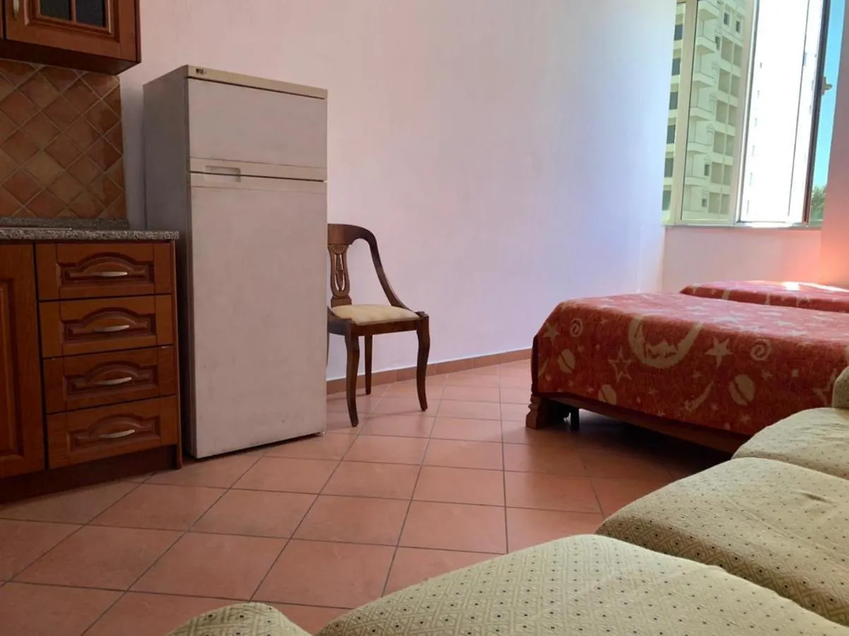 Marconi Apartments Дуррес