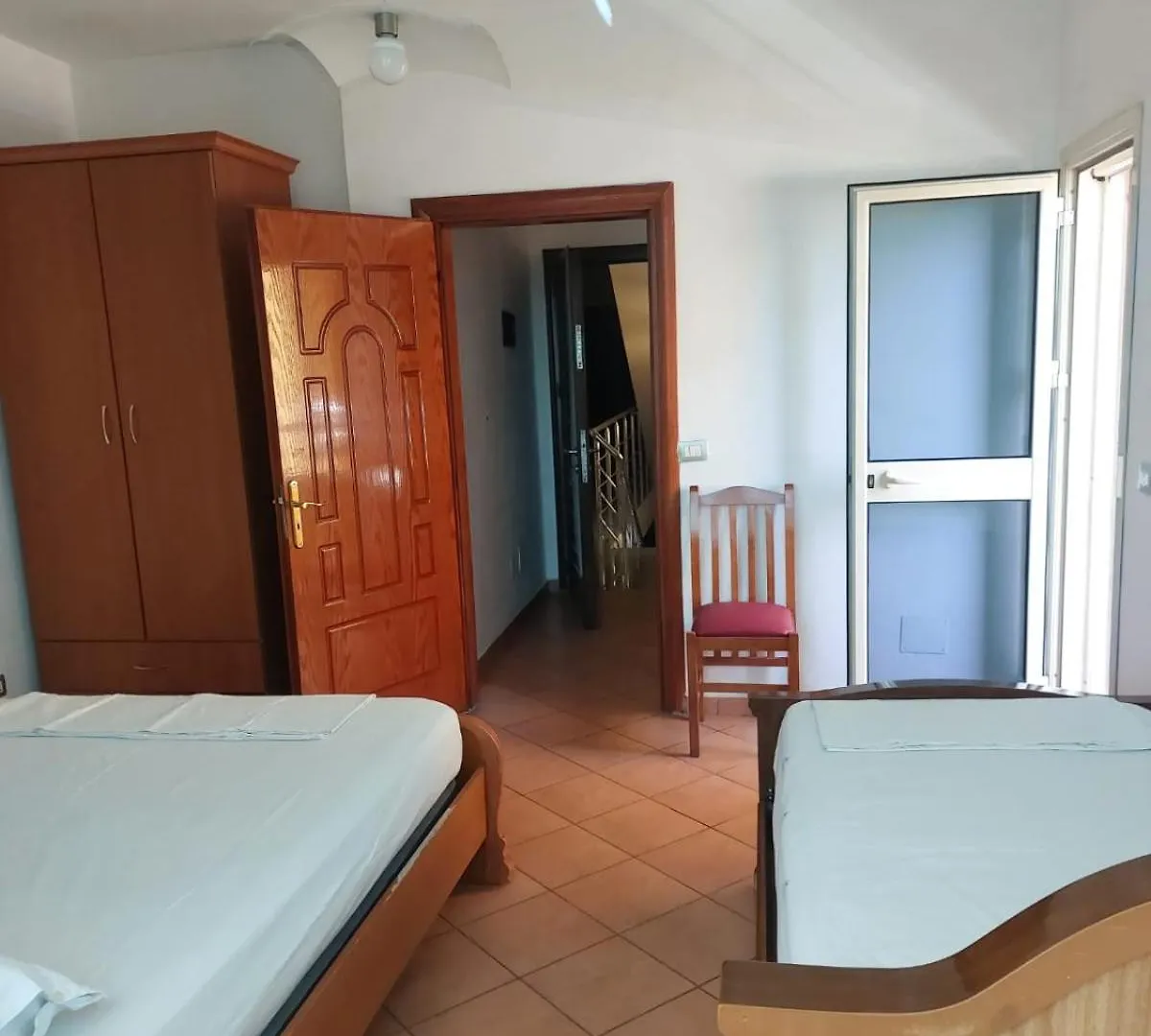 Marconi Apartments Дуррес