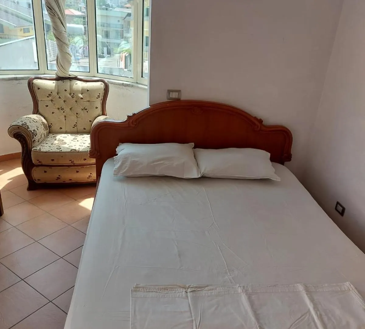 Marconi Apartments Дуррес